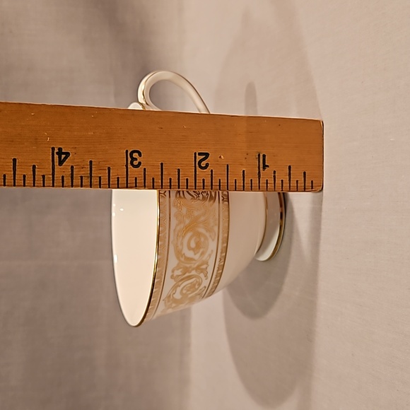 NEW Royal Doulton Sovereign H 4973 Four Piece Place Setting - Picture 16 of 16